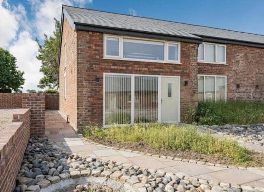 The Cottages At Ivy Farm By Charles Alexander Short Stay Lytham St Annes Exterior photo